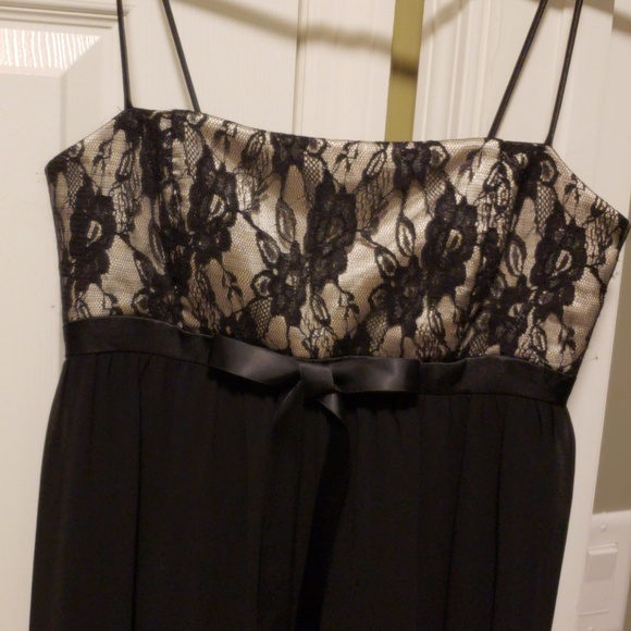 Cache Dress Size 2 - Picture 2 of 6